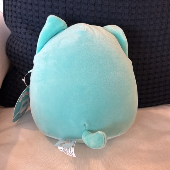 Blue cat squishmallow - Picture 3 of 3